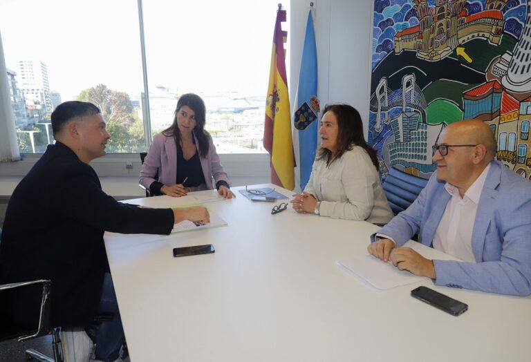 Allegue se reúne con el alcalde de Soutomaior para avanzar en la transferencia de la carretera PO-264 al Ayuntamiento