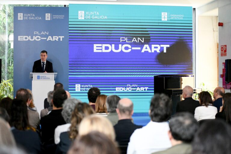 La Xunta invertirá más de 10 millones de euros hasta 2030 en un plan para modernizar las enseñanzas artísticas
