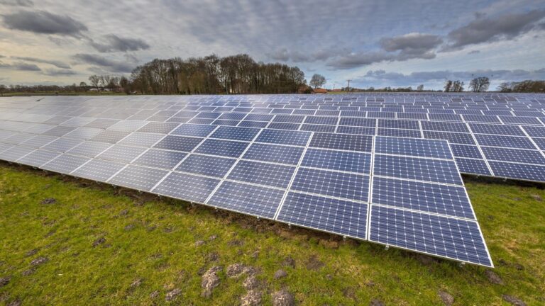 Consello.- La Xunta aumentará a 2 millones las ayudas a instalación de paneles solares en viviendas