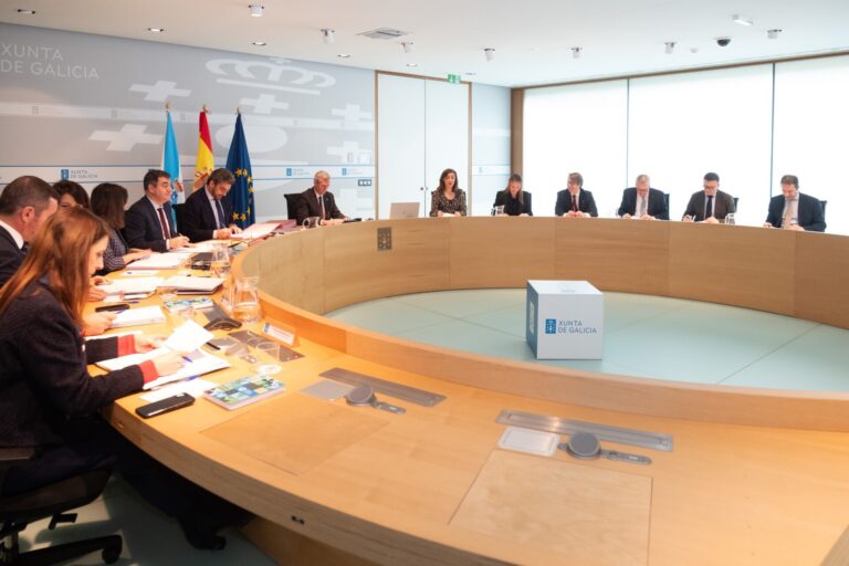 Consello.- La Xunta lanza una línea de ayudas con 10 millones para facilitar que personas desempleadas asistan a cursos