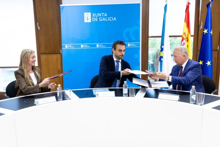 Xunta renueva el convenio para la formación especializada a colegiados y la atención a víctimas de violencia de género
