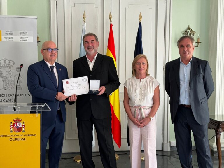 Anxo Quintana, exvicepresidente de la Xunta, recibe la Medalla a la Promoción de los Valores de Igualdad en Ourense