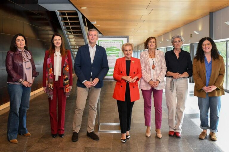 Rueda ensalza el «papel esencial» de las mujeres rurales y del asociacionismo como «auténticos motores sociales»