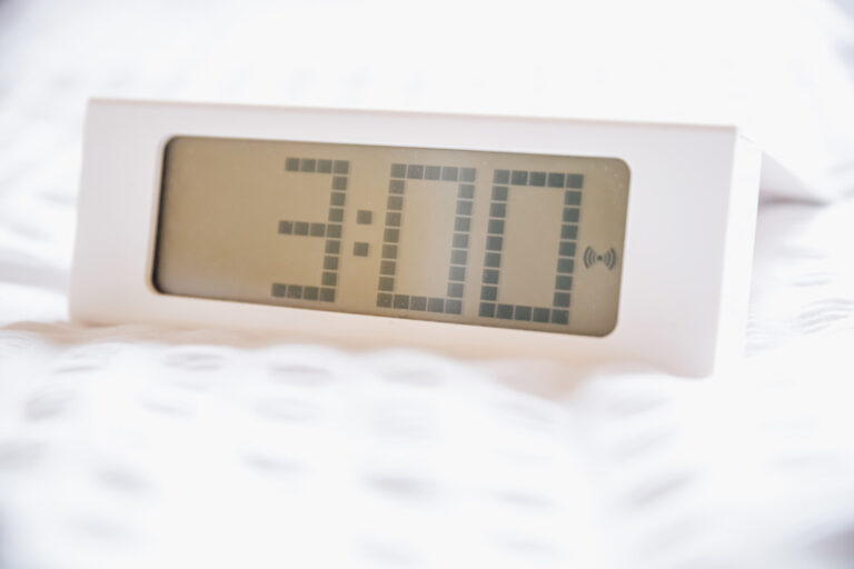El horario de invierno comienza en la madrugada de este sábado al domingo: a las 03:00 serán las 02:00