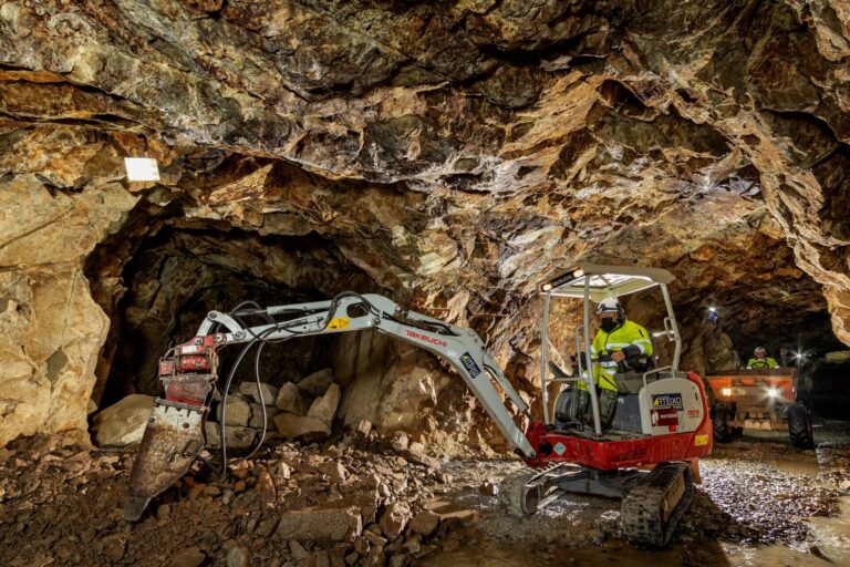 La Xunta modifica la ley de minería para agilizar el procedimiento de permiso de derechos mineros