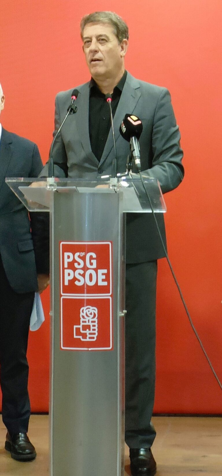 Besteiro insiste: «lo importante no es la tramitación de la transferencia» de la AP-9 sino el camino hacia la gratuidad