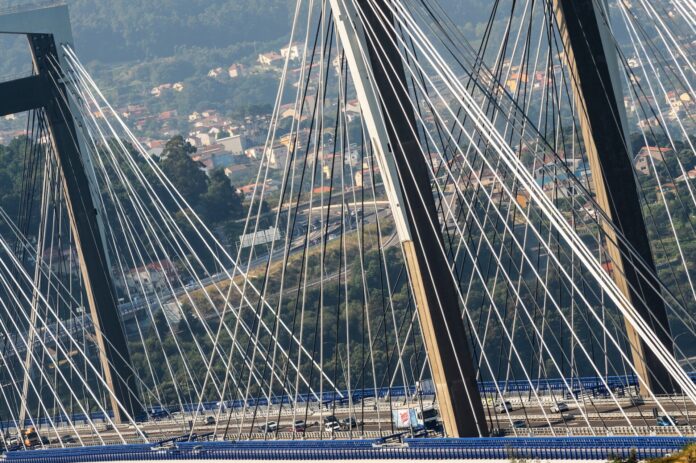 Archivo - Puente de Rande, en Vigo.. PUNTOGA COMUNICACION / MIGUEL RIOPA - Archivo
