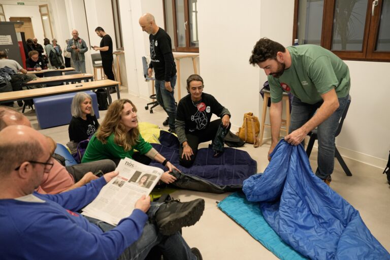 Docentes en huelga se encierran en centros educativos gallegos para «visibilizar su conflicto laboral y social»