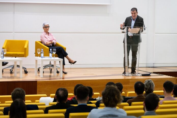 El conselleiro de Educación, Ciencia, Universidades e FP, Román Rodríguez, en 'Galiciatic 2025'. XUNTA