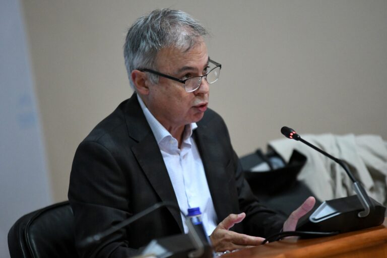 La Xunta justifica denegar a Santiago ser zona tensionada de vivienda por las «carencias» de su informe