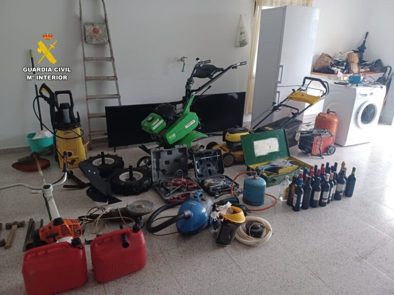 Investigado un hombre por un robo de herramientas y maquinaria, valoradas en 10 mil euros, en una casa de Muíños