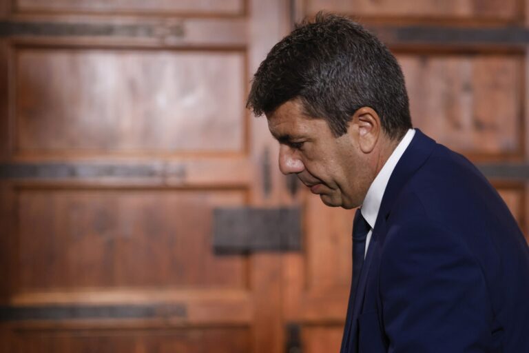 Pontón critica que la dimisión de Mazón «llega un año tarde» por la actuación «indecente e inmoral» del PP