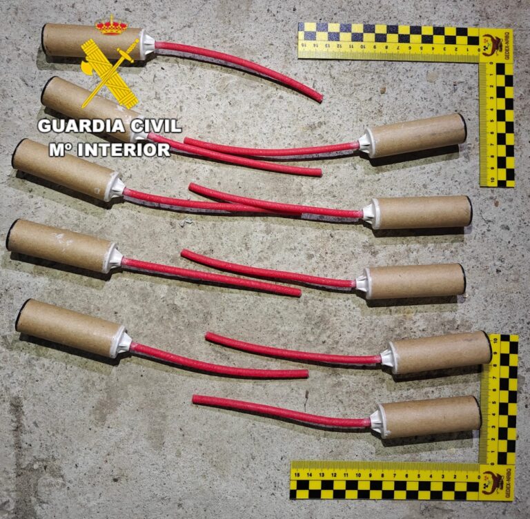 Detenidas siete personas por pesca marítima con artefactos explosivos en la zona de Corcubión