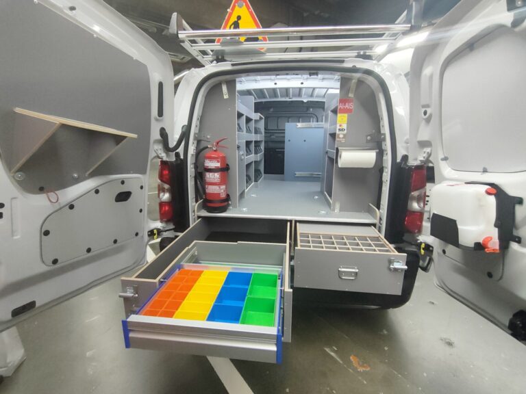 El taller CustomFit de Stellantis Vigo ha ‘personalizado’ más de 127.000 vehículos en lo que va de 2025