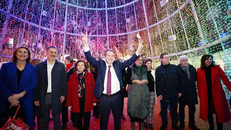 Caballero felicita a Mamdani por su triunfo electoral pero reitera que la Navidad de Vigo «es mejor» que la Nueva York