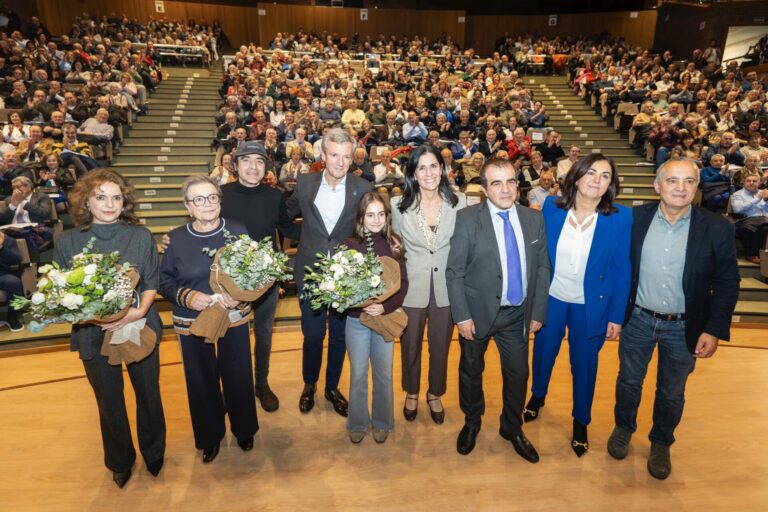El PP responde en Lugo a su «deuda» con Cacharro: Rueda reivindica su legado y ensalza su forma de entender la política
