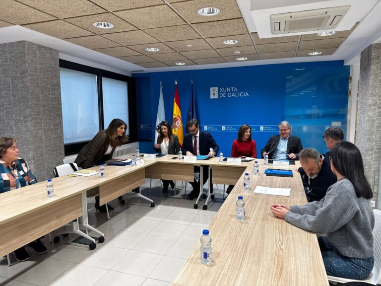 La Xunta pide una reunión con la Confederación Miño-Sil para «coordinar actuaciones» y evitar arrastres tras los fuegos