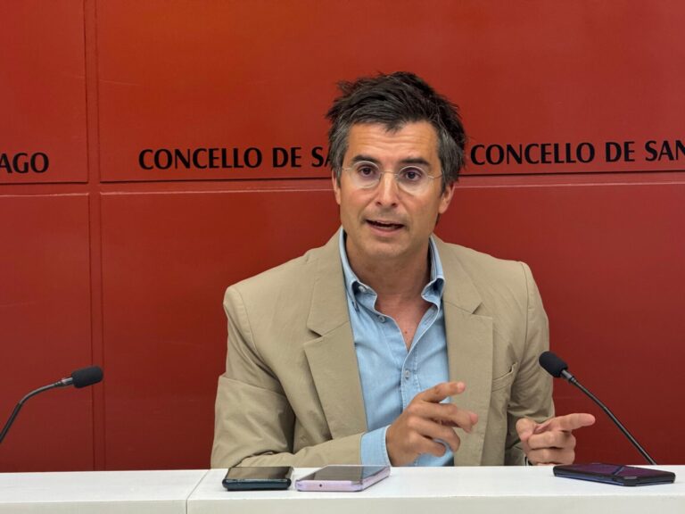Verea (PP) acusa al gobierno de Santiago de «negligencia» sin «justificación» sobre Bomberos y Policía Local