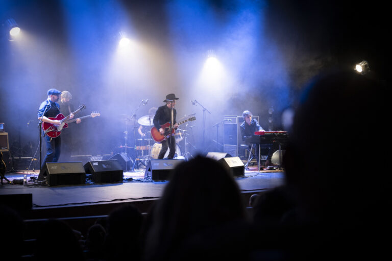 El espectáculo del debut discográfico de Duncan Dhu llega el día 22 al Palacio de la Ópera de A Coruña