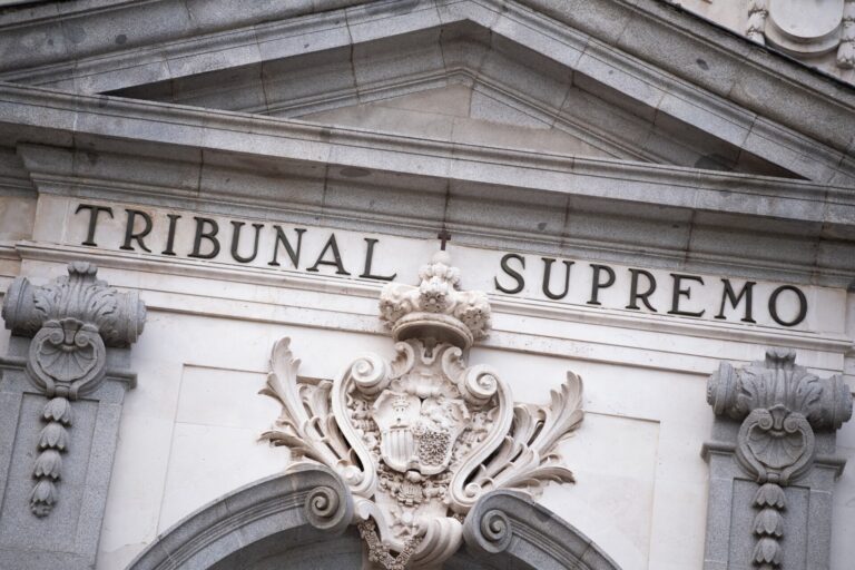 El TS anula la distribución de plazas de una oposición de prisiones para fijar un 60% de promoción interna