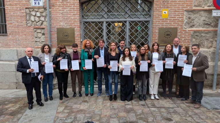 La FEMP no tendrá manifiesto por el 25N por la falta de consenso entre PP y PSOE tras el fallo de las pulseras