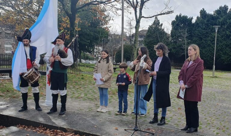 Una treintena de municipios izan la bandera gallega como «una señal de amor a la patria»