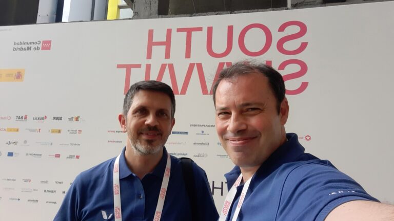 Premiados dos ingenieros gallegos por un sistema que controla el estado del pavimento de las carreteras