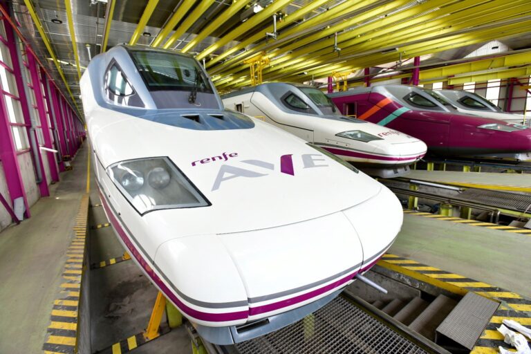 Renfe defiende que el 73% de los retrasos en alta velocidad se debe a factores externos a la compañía