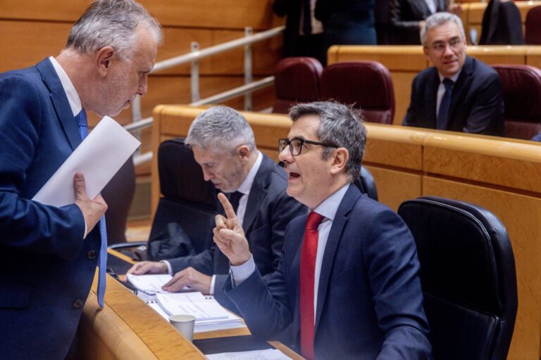 Memoria.- El Gobierno confía en que el Congreso blinde la desclasificación «inmediata» de documentos secretos