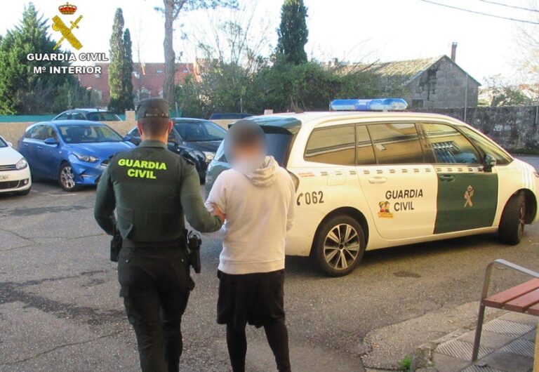 Detenido un hombre por un robo en una cafetería de Meaño (Pontevedra)