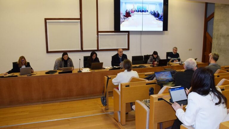 La UVigo y el Celta avanzan en la creación de un futuro centro adscrito para impartir titulaciones conjuntas