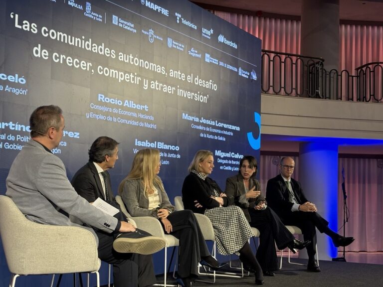 Lorenzana: «La falta de inversión en la red eléctrica es una de las mayores catástrofes que va a dejar el Gobierno»