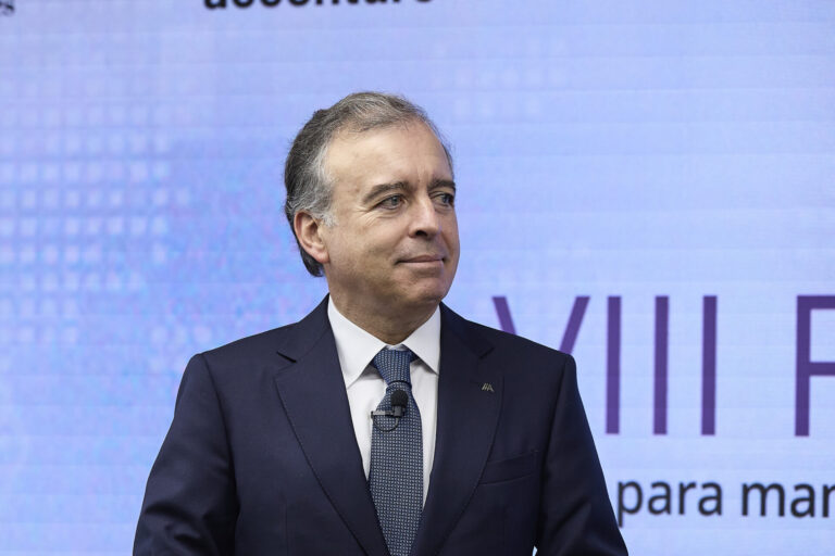 El sector bancario anticipa que el crédito seguirá creciendo y critica los costes del euro digital