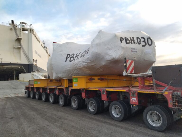 Llegan a Galicia los últimos componentes del Centro de Protonterapia destinado a tratar el cáncer