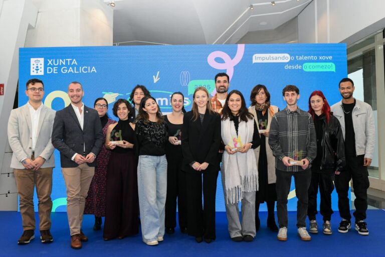 La Xunta entrega los primeros seis Premios Iniciativa Xove para reconocer proyectos liderados por jóvenes
