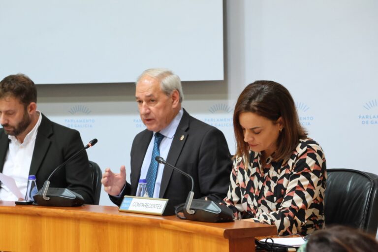 Ferraz recibe una denuncia interna por «comportamientos machistas» contra el presidente de la Diputación de Lugo