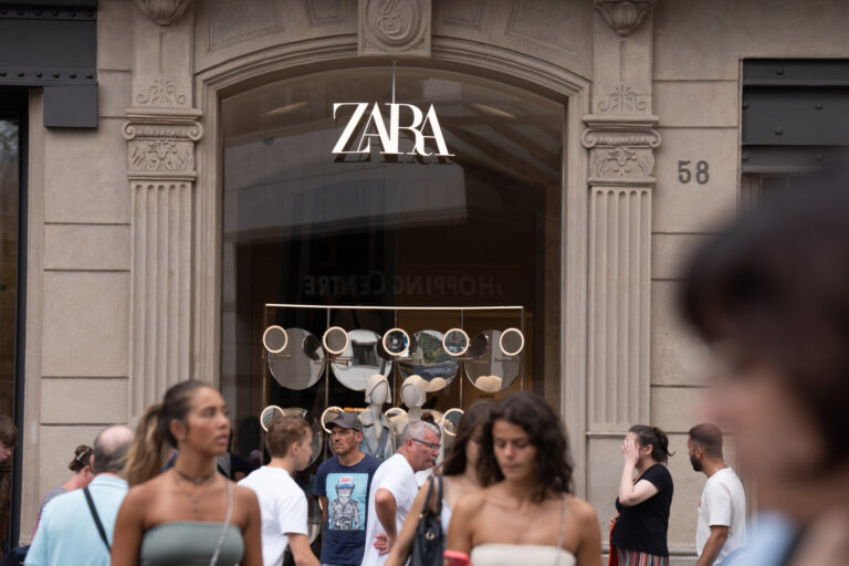 Inditex bate sus máximos históricos en Bolsa y alcanza una capitalización de 174.000 millones