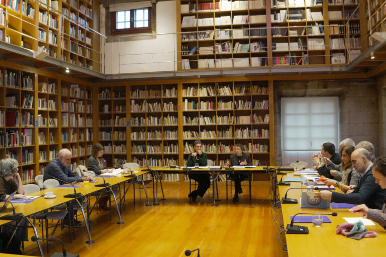 El Consello da Cultura traslada a los partidos y entidades las conclusiones de su foro sobre la situación del gallego