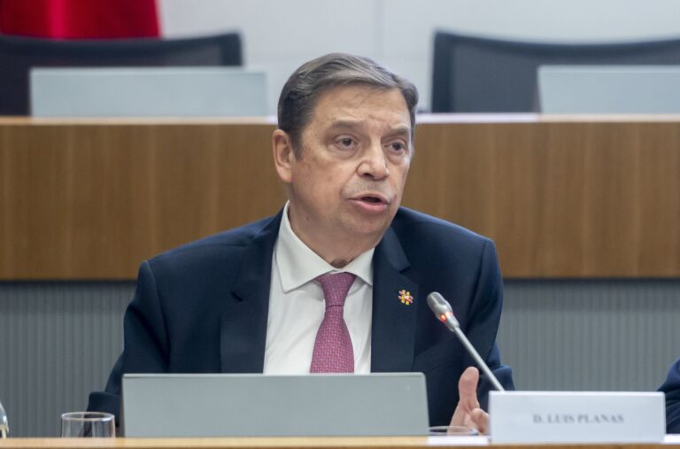 Pesca.- Planas dice que España defenderá en Europa una Política Pesquera Común que atienda las necesidades del sector