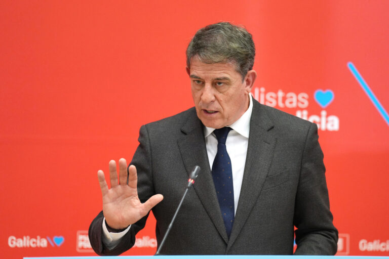 (AM2) Besteiro exige a Valcárcel que deje sus actas como alcalde de Barbadás y diputado tras la denuncia por acoso