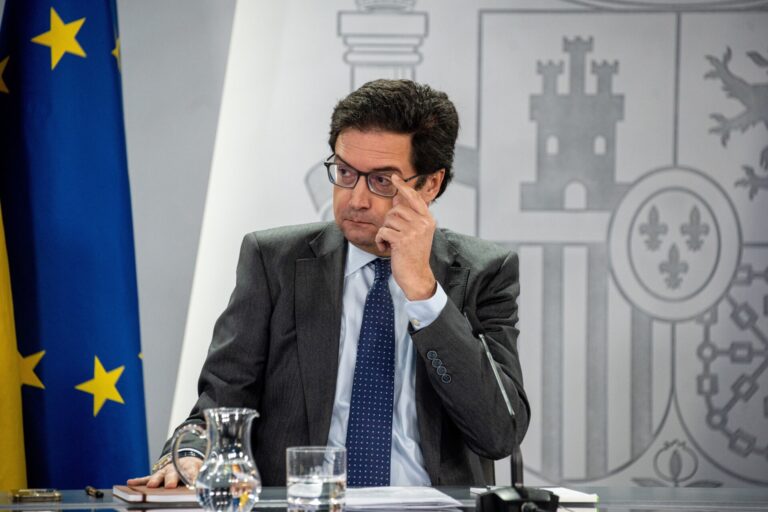 Función Pública convoca tres procesos selectivos para cubrir 1.035 plazas en la Administración del Estado