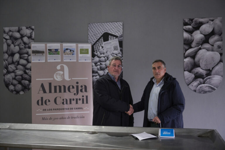 Cobre San Rafael y Parquistas de Carril colaborarán ante el impacto de depredadores en la producción marisquera