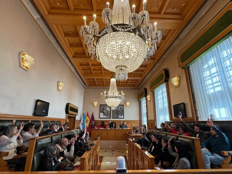 Luz verde al pago de las horas extra pendientes de Bomberos y Policía de Santiago hasta octubre de 2025