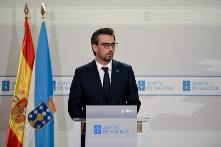 Consello.-Calvo achaca las críticas del PSOE por la Policía adscrita a que busca que «no se hable» de denuncias de acoso