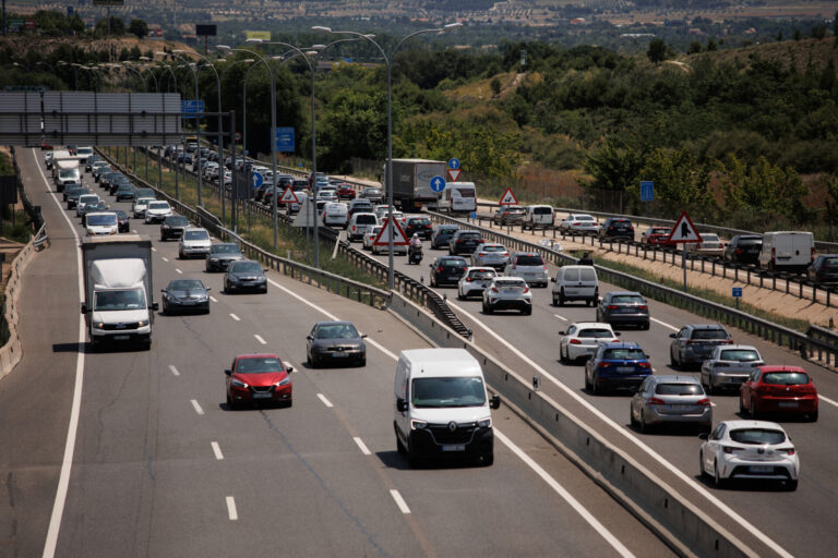 2025 cerrará con al menos 1.088 muertos en las carreteras españolas