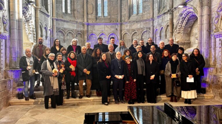 Una ofrenda musical clausura el ‘Ano Castelao’ en Santiago: «Sigue ahí y seguirá siempre con nosotros»
