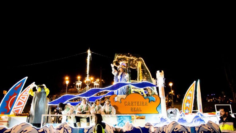 Galicia ultima los preparativos de las Cabalgatas de Reyes Magos, con el norte pendiente de la previsión meteorológica