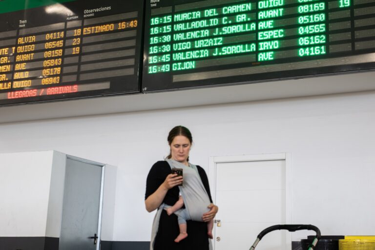 Reestablecida la circulación de trenes entre Monforte y O Corgo (Lugo) tras la rotura «intencionada» de una catenaria