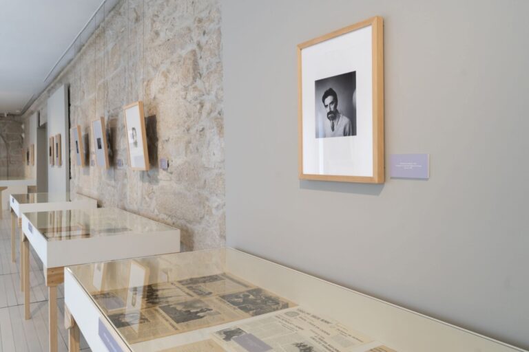 La exposición ‘José Ruibal. Un escritor de centenario’ se despedirá de Pontevedra el próximo domingo, 18 de enero