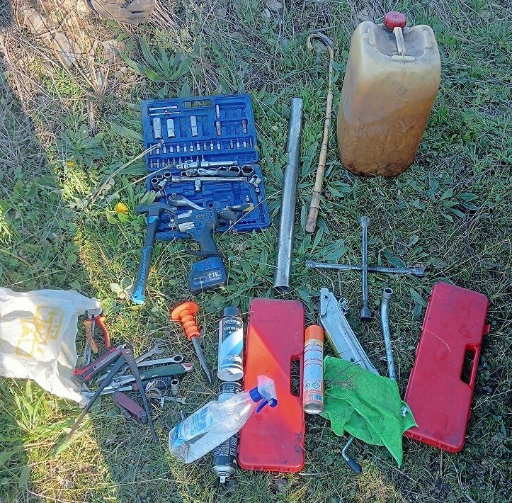 Detenido un joven de 18 años por robar en un establecimiento comercial de Barreiros (Lugo)